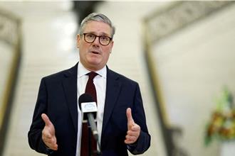 两边不得罪！英相施凯尔与川普闭门会谈 也盼和贺锦丽见面