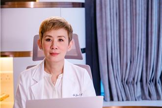 吳君如失婚「網戀暈船」遇詐騙集團  將赴夏威夷穿椰子殼跳草裙舞