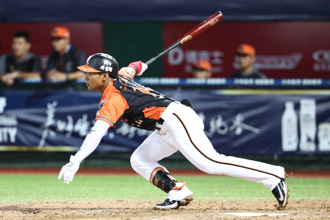 中職》邱智呈代打建功獅全年緊咬兄弟 餅總：還有機會