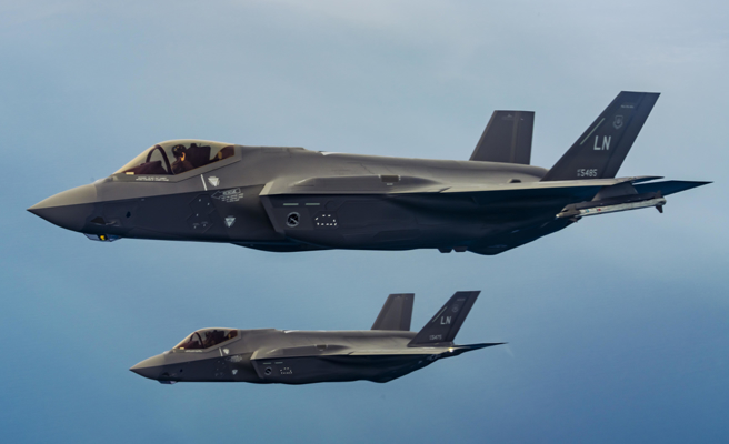 两架美国空军F-35A战机的资料照。（美国空军）
