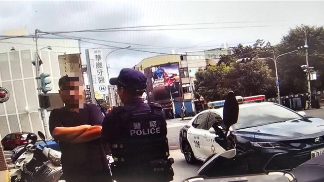 头份警分局查获黄姓取簿手，因收入不足养家铤而走险。（读者提供／谢明俊苗栗传真）