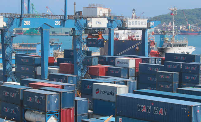 AI需求热络，8月景气灯号转亮红灯。（图／报系资料照）