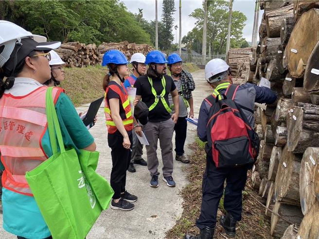 林保署南投分署滚动式调整森林经营计画，保护生物多样性，获FSCTM森林认证，与国际标准接轨。（林保署南投分署提供／杨静茹南投传真）