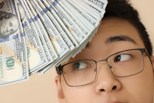 牛、兔、蛇、狗4生肖男性格低調，但能憑藉自我的優勢，在致富道路上取得成功。（示意圖：Shutterstock／達志）