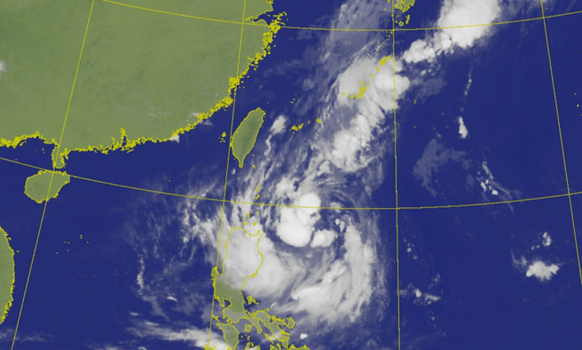 准山陀儿目前位置在台湾东南方海面上。(图／气象署)