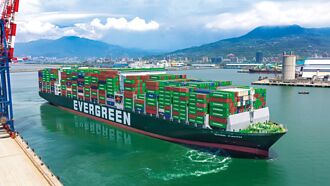 陸央行救市利多 台航運股受惠