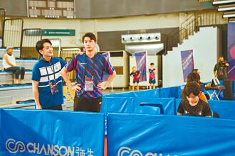 江宏傑轉戰大銀幕 打乒乓竟輸給施名帥