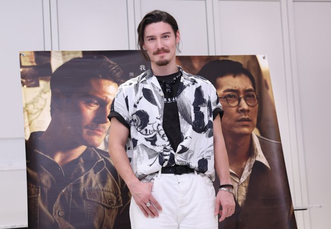 周厚安曾参与《听海涌》的演出。（陈俊吉摄）