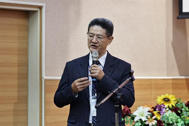 陆军官校通识教育中心主任厉上校。（记者谢承宏摄）