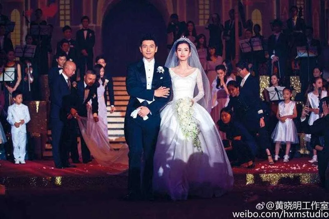 黄晓明过去花10亿办世纪婚礼。（图／翻摄自黄晓明工作室微博）