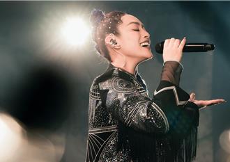 原民辣媽歌后公開放閃另一半　神隊友老公擔1重任助攻舞思愛