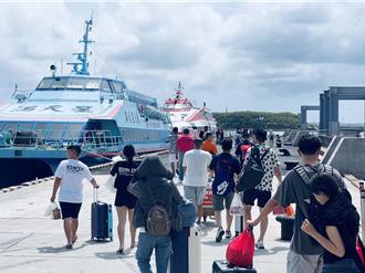 山陀兒颱風逼近！馬公港湧現「逃難潮」