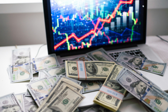 外資捧錢回來了！先攻2萬32、再取2萬4「13檔成長股賺贏大盤」