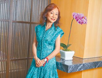 吴冠英活出精采人生