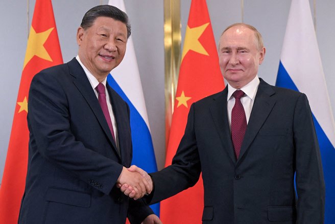 普丁软肋被抓？陆大量接收俄天然气，习近平顺势砍价。(路透社)