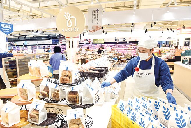 家乐福永续理念深受人们支持，经营团队、员工和合作伙伴一起实践。图／顏谦隆