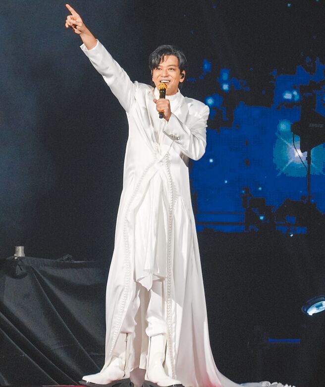 陈晓东28日首度攻蛋。（罗永铭摄）