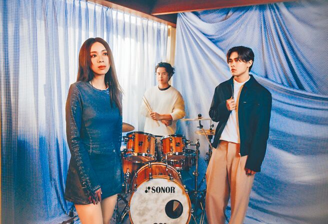 告五人日前宣布将赴日本东京举办演唱会。（相信音乐提供）