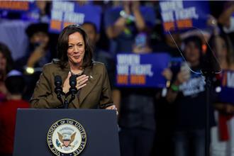 賀錦麗在上周末兩個活動募款5500萬美元