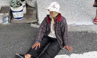 老婦呆坐馬路上  警民合作協助返家