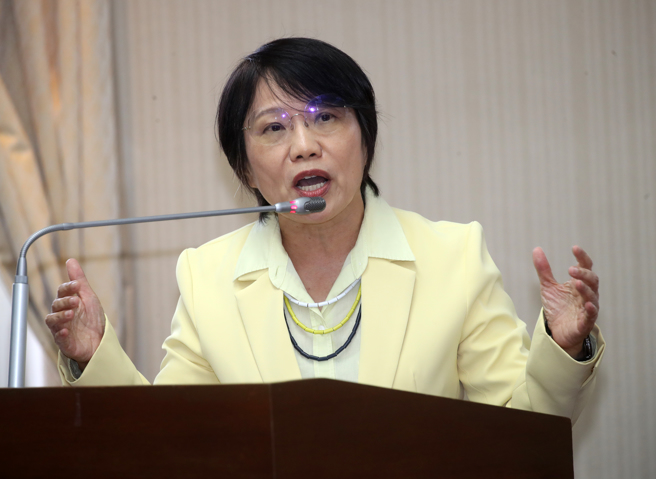 立法院內政委員會30日審查「都市更新條例第65條條文修正草案」等案，內政部長劉世芳（見圖）列席。（劉宗龍攝）