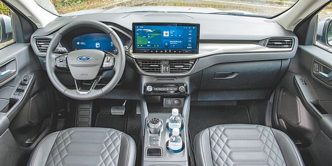 营造出数位化科技智能座舱。（陈大任摄）