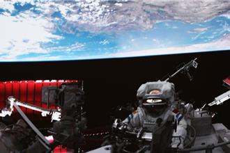 陸神舟18號太空人十一國慶「天地連線」揭秘太空養魚進展