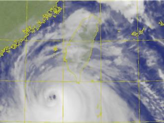 「咕嚕咕嚕」灌縣長臉書 彰縣府宣布明天放颱風假