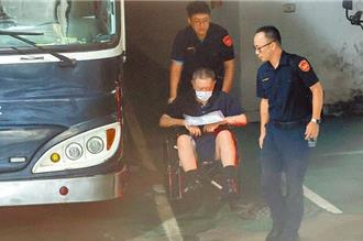 沈慶京再傳戒護就醫   疑「身體抽搐」需住院觀察