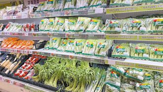 超市量販防颱 生鮮備貨提升4倍