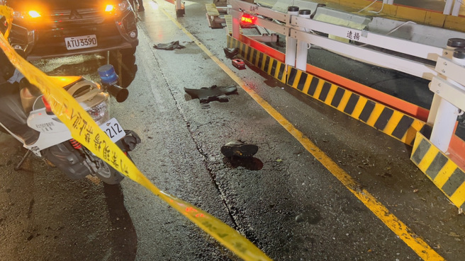 新北市土城警分局清水派出所警员临检，遇到车辆不停，双方追逐后在金城路二段与裕民街口发生碰撞，员警被拖行当场失去呼吸心跳。（吕健豪摄）