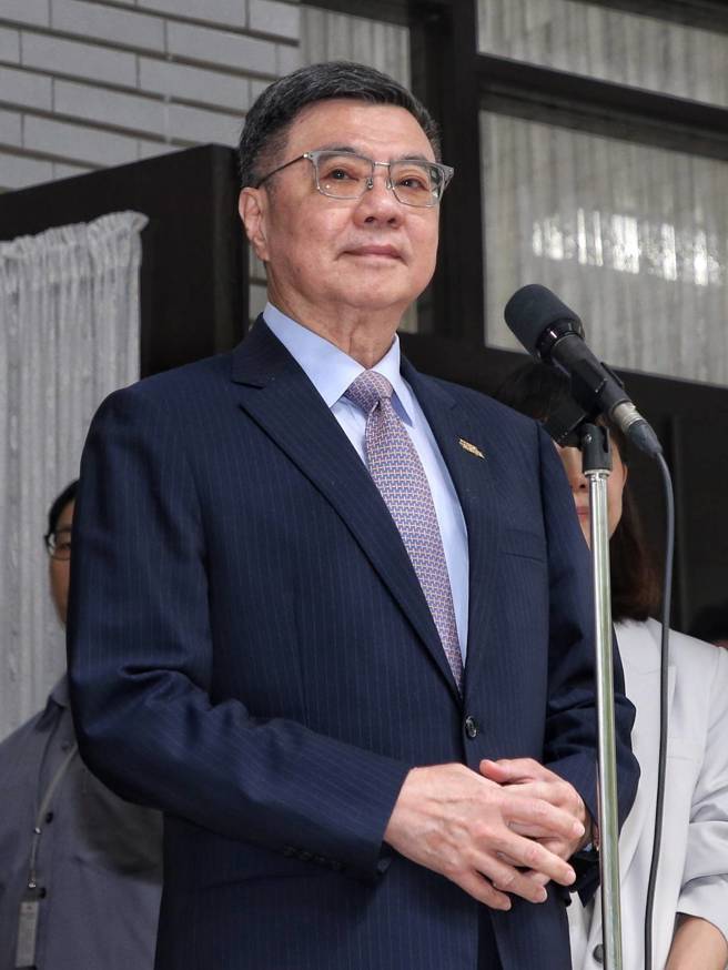 行政院長卓榮泰（見圖）1日出席立法院院會會前受訪。（趙雙傑攝）