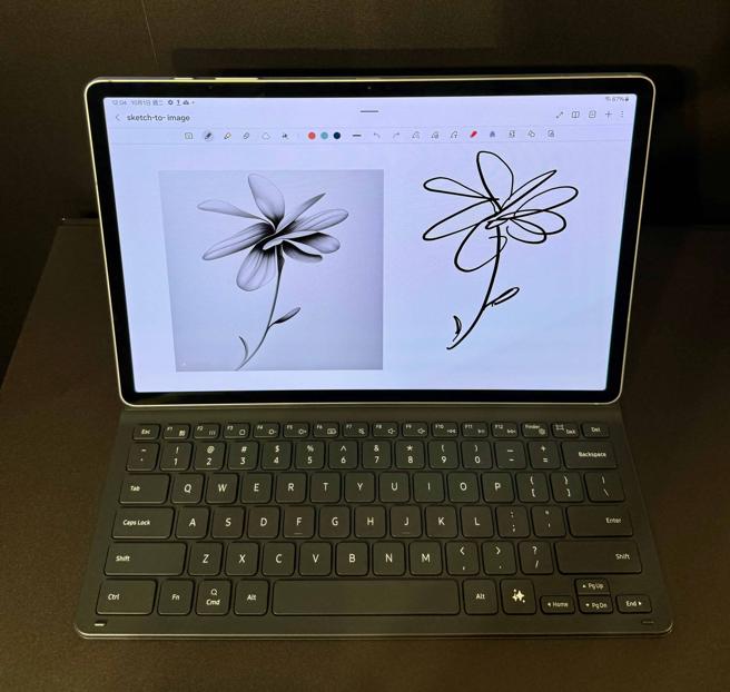 Galaxy Tab S10 Ultra | Tab S10+的涂鸦转图像功能，轻松创作个性化图片。（古明弘摄）