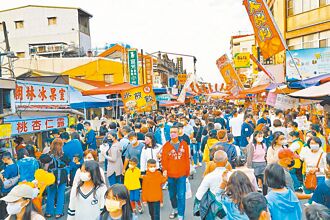 效法米其林 旗山老街辦金猴獎