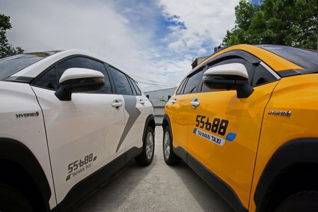 55688指出，集团重视ESG的推动，在环境面向持续扩充台湾最大的节能减碳车队，对于社会面向，以行动支持台湾计程车驾驶暖心协会关怀需要帮助的计程车驾驶。55688集团提供