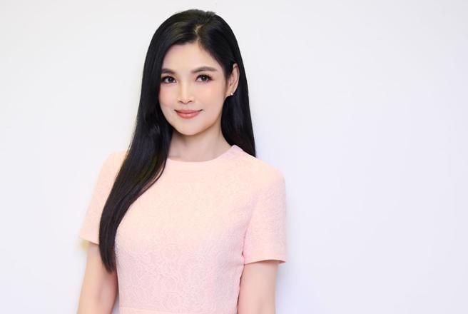 谈诗玲近来忙着新专辑宣传，也将在10月15日参加高尔夫球赛。（豪记唱片提供）