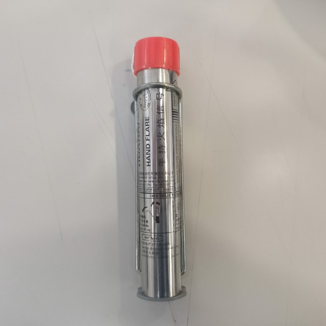 警方起获信号弹。（图 / 刘咏韵翻摄）