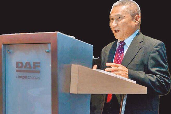 第十屆台灣電池協會理事長陳勝光。圖／電池協會提供