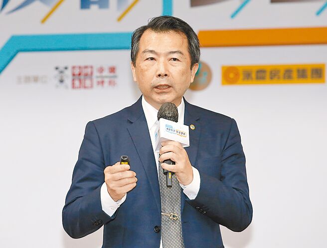 2024「全民反诈公益讲座」中，刑事局预防科长林书立发表专题演说。（范扬光摄）