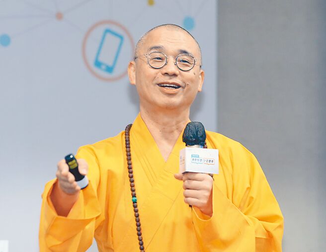 2024「全民反诈公益讲座」1日登场，台湾宗教联合会执行长法藏和尚发表专题演说。（范扬光摄）