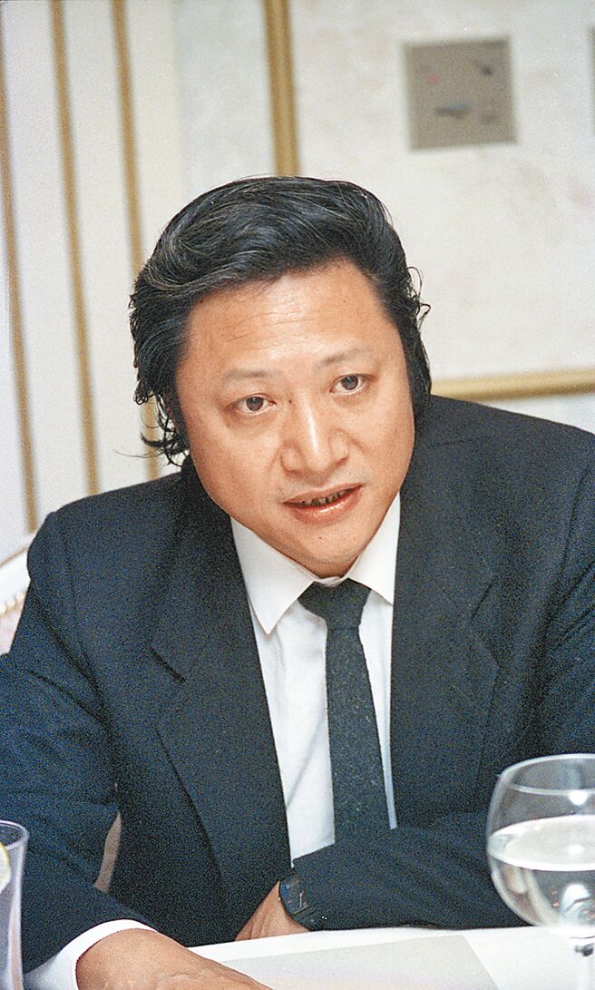 高信疆。（本报资料照片）