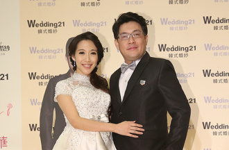 依依前夫把离婚内幕全说了 「不是称职妈妈」难过送名牌包被忘记 