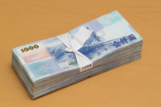 路邊撿到150萬！高雄男偷藏後「先花4萬」下場曝光