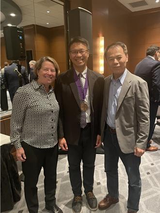 台師大特聘教授張育愷 榮獲美國國家人體運動學院院士