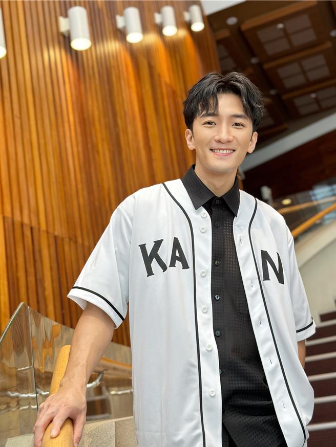 ▲锺政均学了近十年日语，他私下也能跟日本工作人员沟通无碍。（图／幸星娱乐提供）