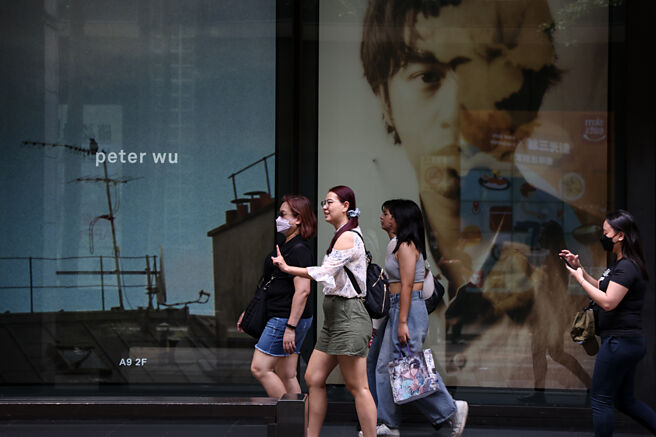 第四季為多數國家的消費旺季。圖／鄧博仁