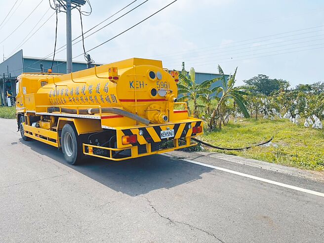 環境部2017年要求小型畜牧場2025年底前，使畜牧糞尿資源化處理比率達5％。（本報資料照片）