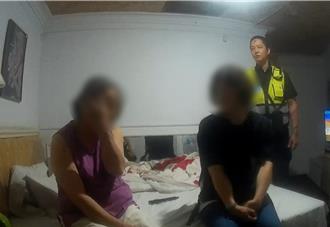 2儿终日吵架！7旬老母气愤离家  警察调解「痛哭后回家」