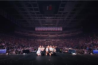 (G)I-DLE小巨蛋開唱！子瑜媽「拿舒華扇子」北上支持