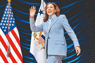 外交政策 拜規賀隨嗎？